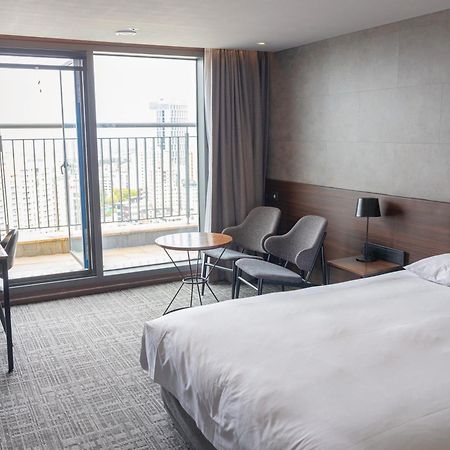 Hotel With City Jeju Ngoại thất bức ảnh