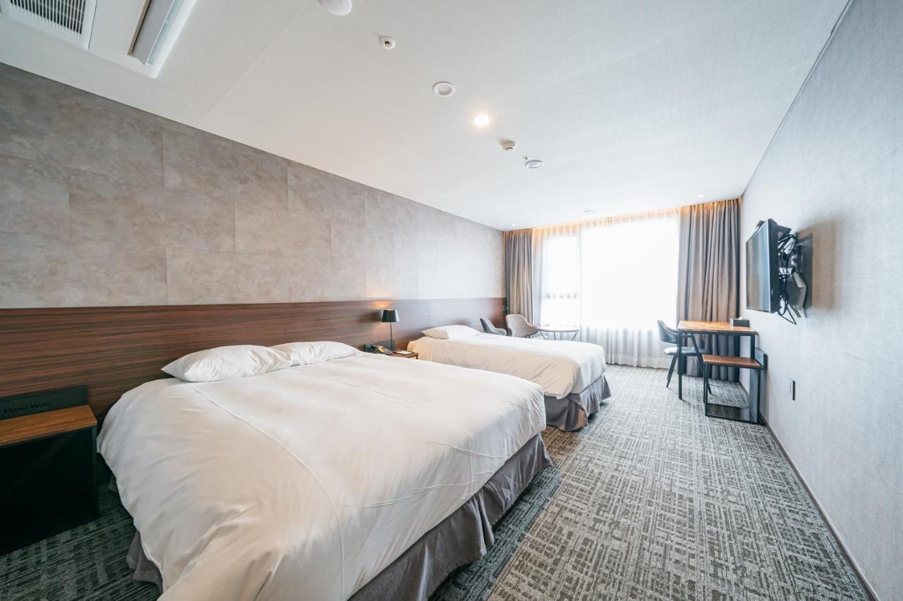 Hotel With City Jeju Ngoại thất bức ảnh