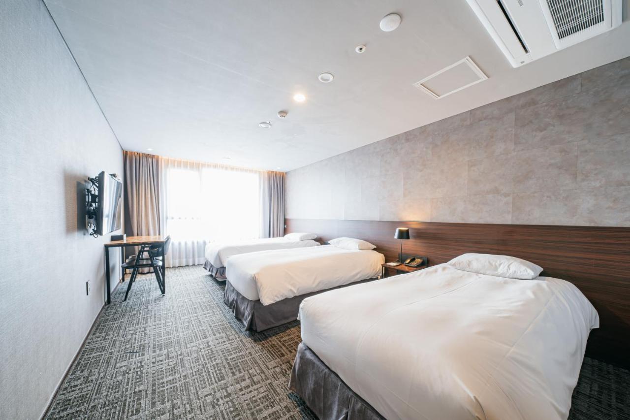 Hotel With City Jeju Ngoại thất bức ảnh