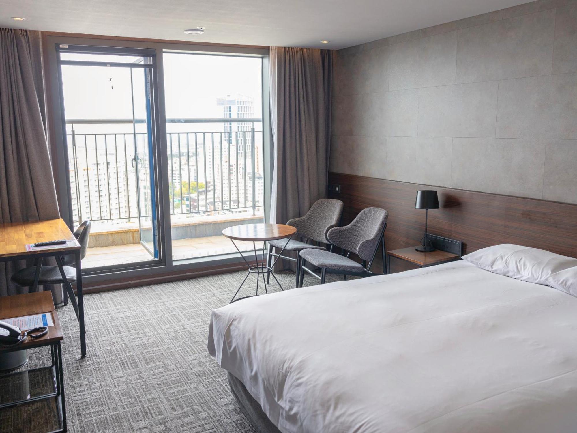 Hotel With City Jeju Ngoại thất bức ảnh